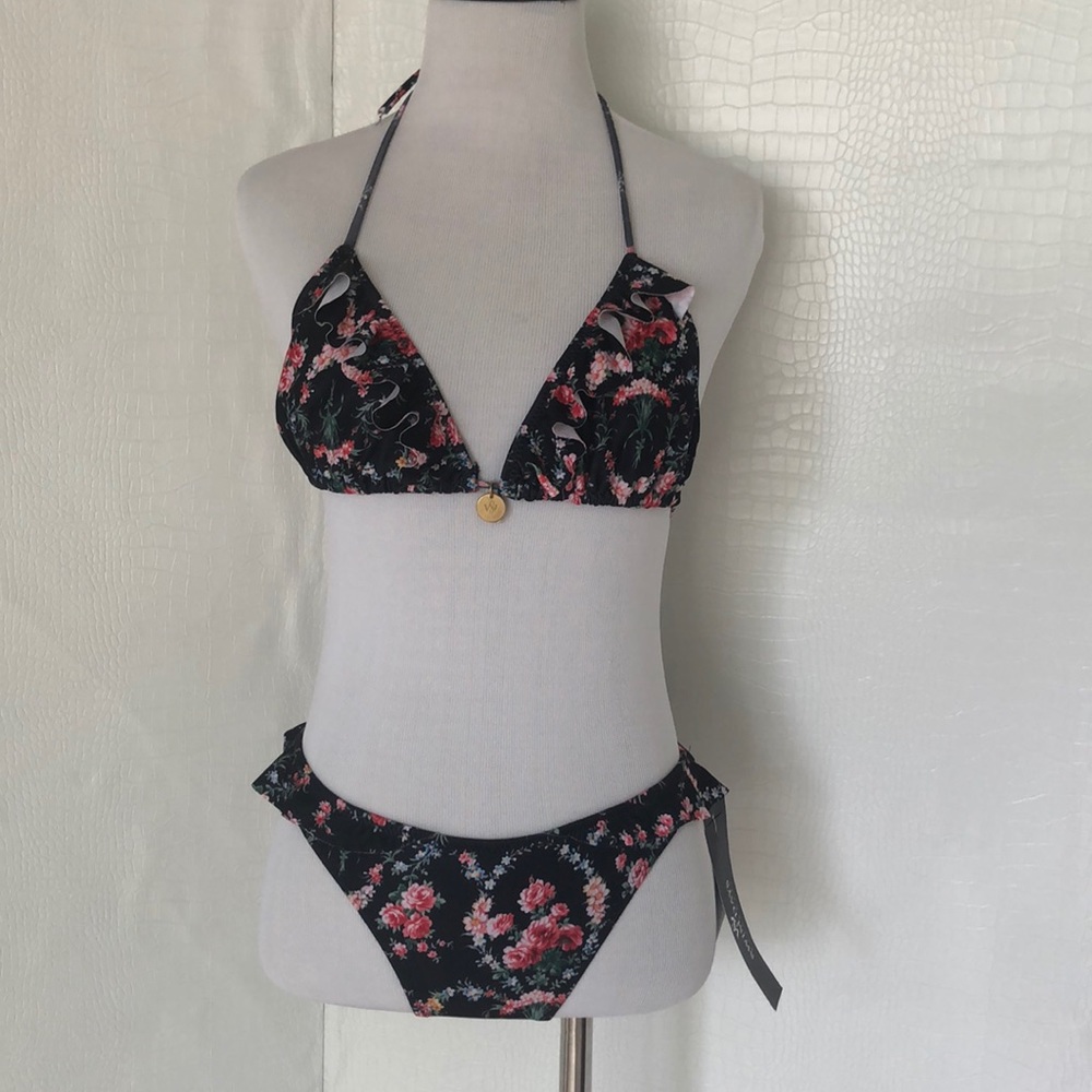 SMALL ROSES 🌹 BIKINI.